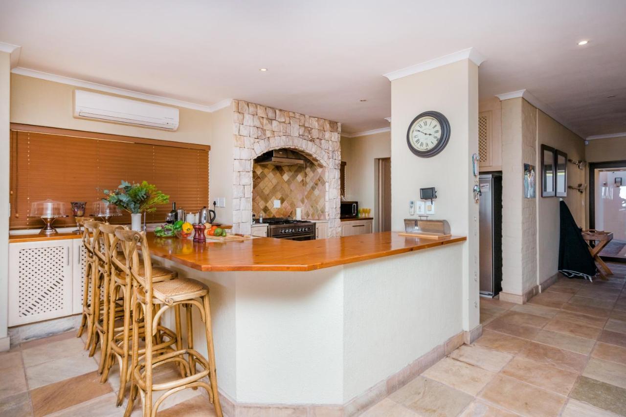 Whale Waters Self Catering Gansbaai Apartment De Kelders Exterior foto
